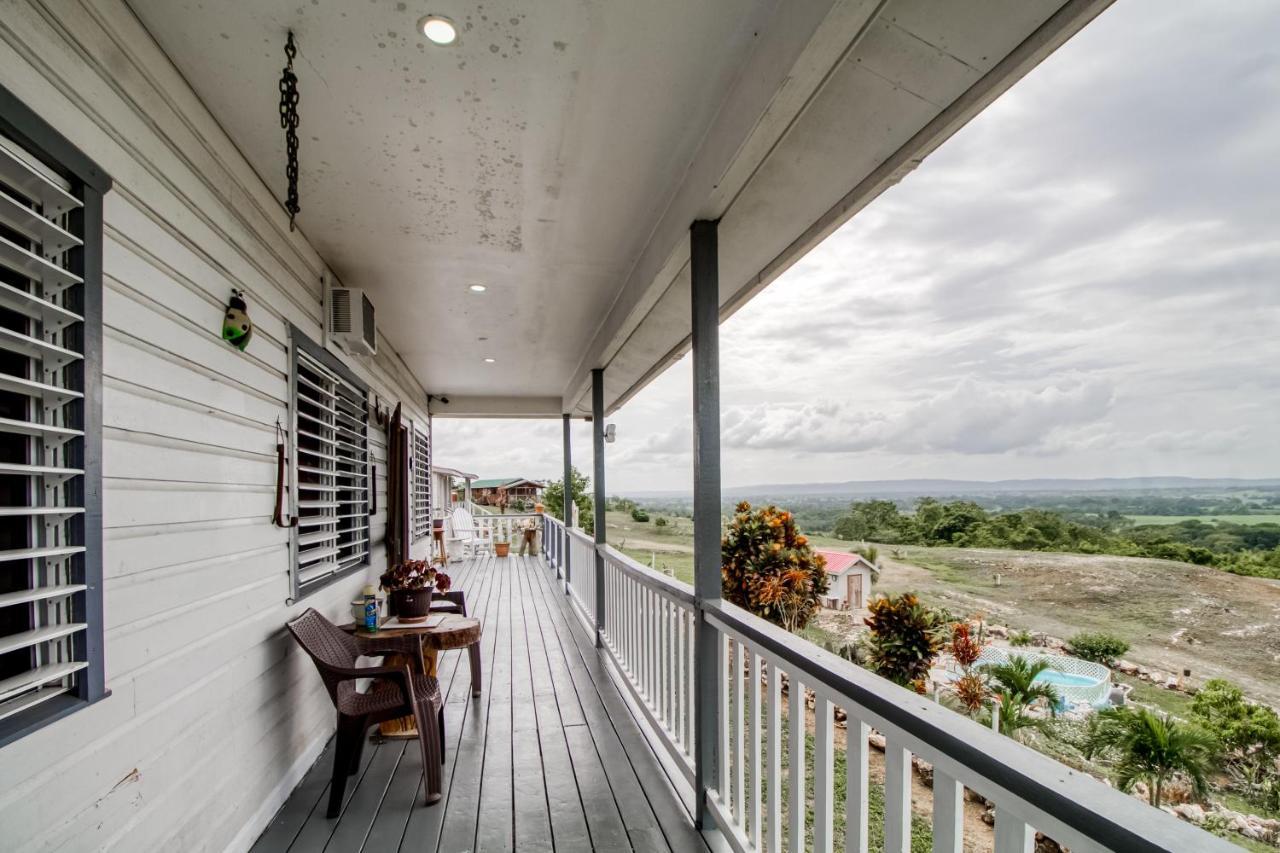 Mattea Vacation House At Bella Vue Estate Georgeville Eksteriør billede